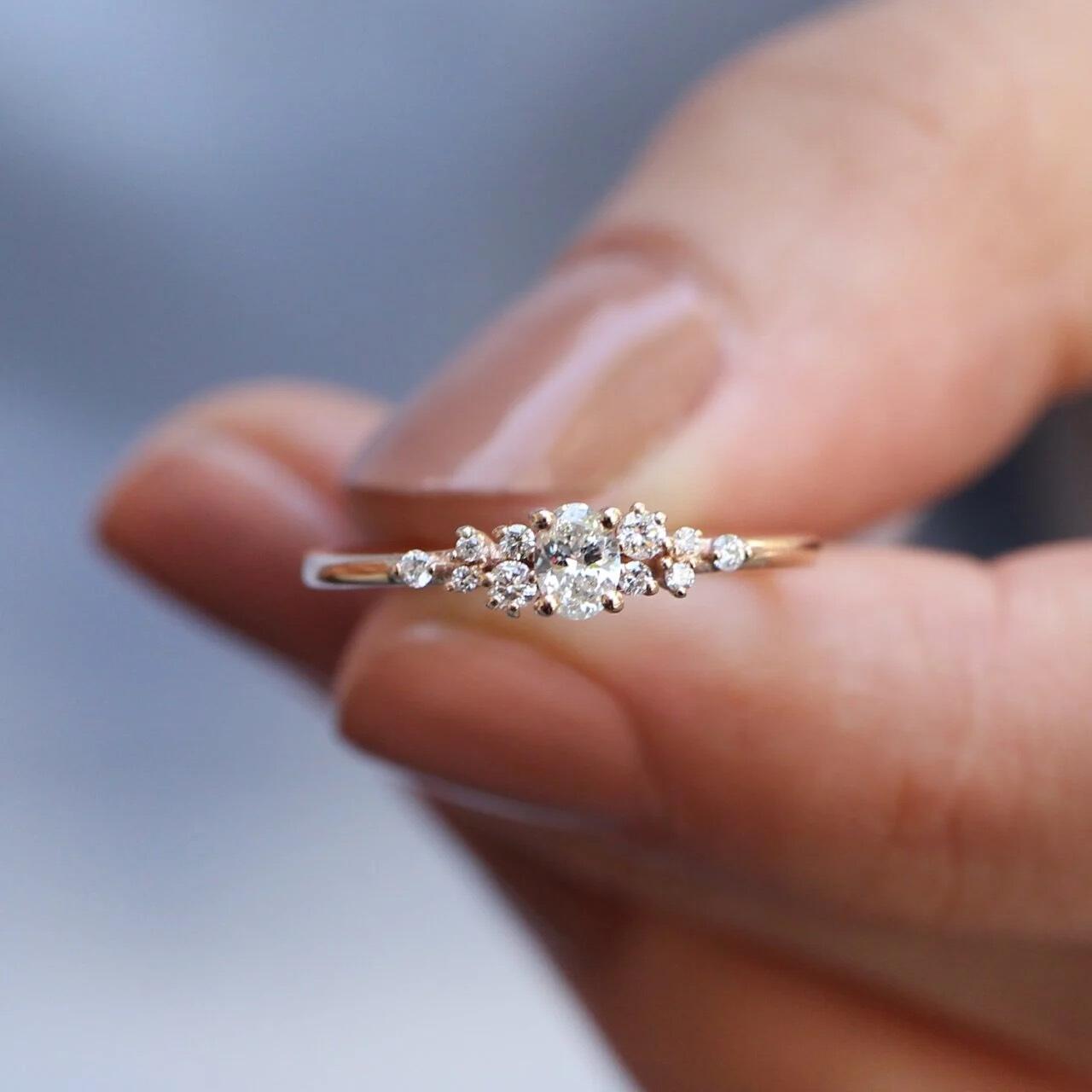0.25 Karat Vintage Tasarım Asimetri Pırlanta Yüzük - İnza Pırlanta