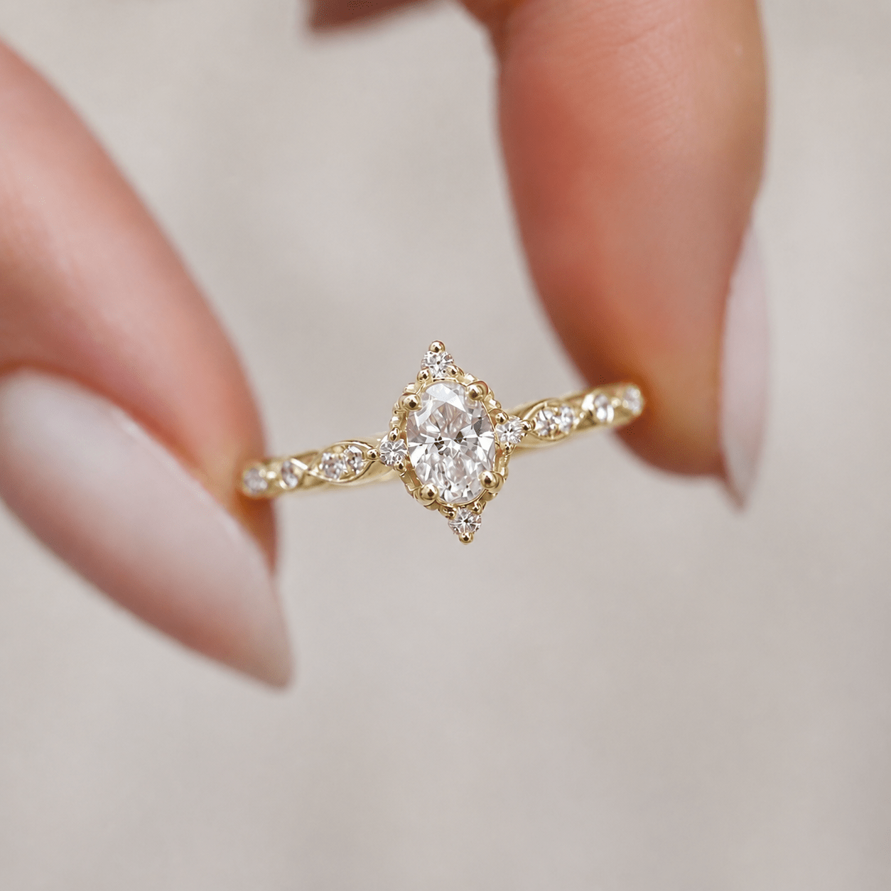 0.42 Karat Özel Tasarım Mini Selius Pırlanta Yüzük - İnza Pırlanta