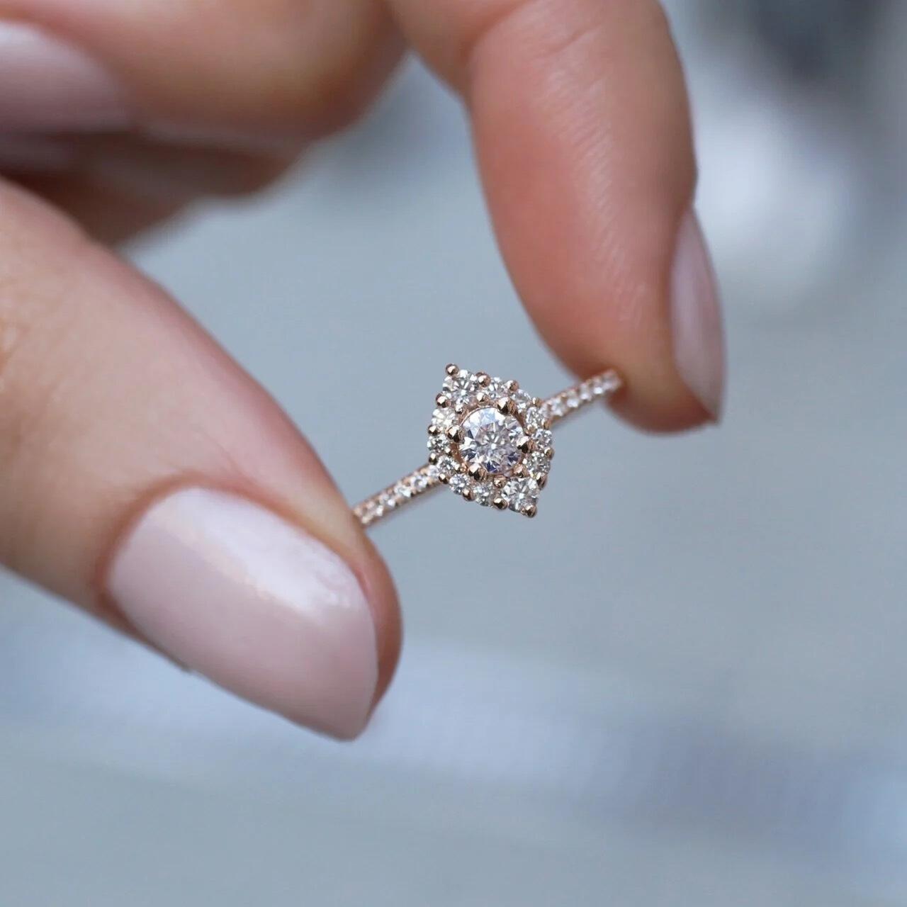 0.45 Karat Vintage Mini Lina Kenar Taşlı Pırlanta Yüzük - İnza Pırlanta