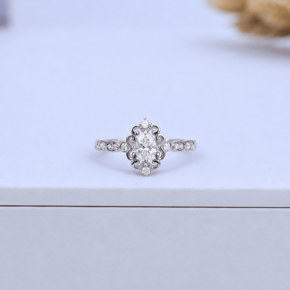 0.50 Karat Vintage Mia Tasarım Pırlanta Yüzük - İnza Pırlanta