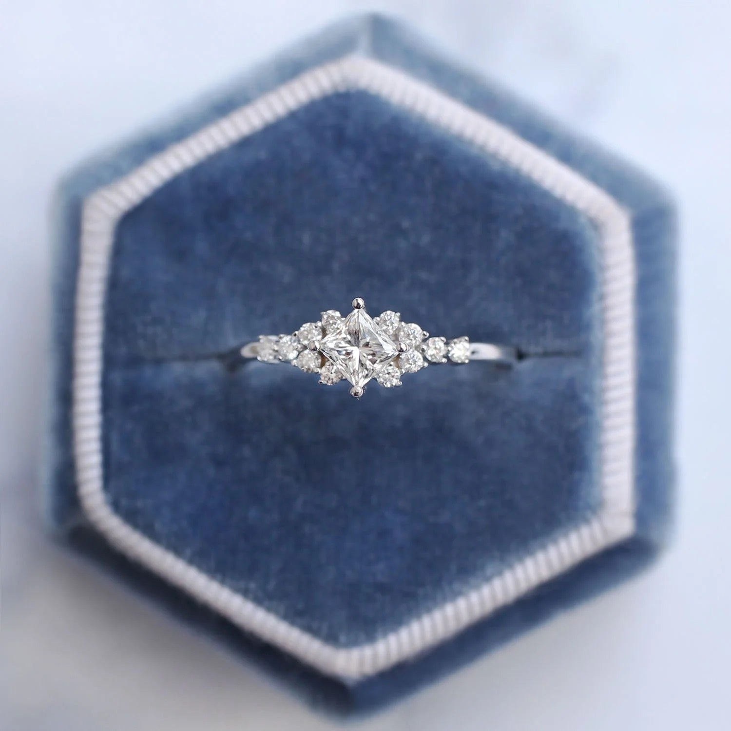 0.50 Karat Vintage Pırlanta Prenses Yüzük - İnza Pırlanta