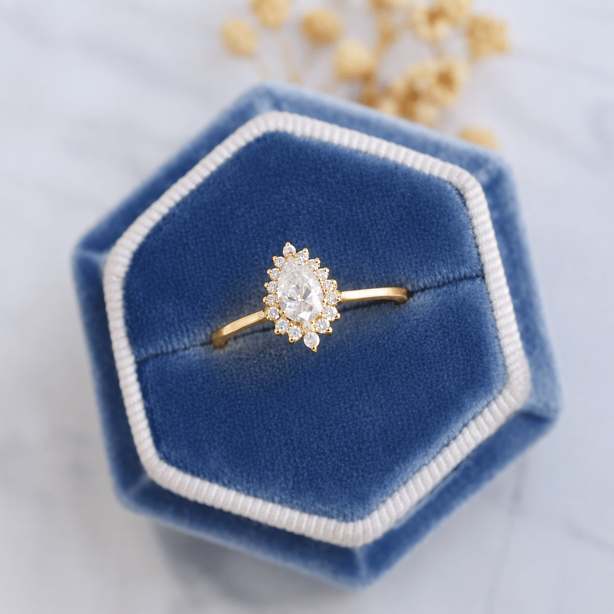 0.50 Karat Vintage Tasarım Damla Pırlanta Yüzük - İnza Pırlanta
