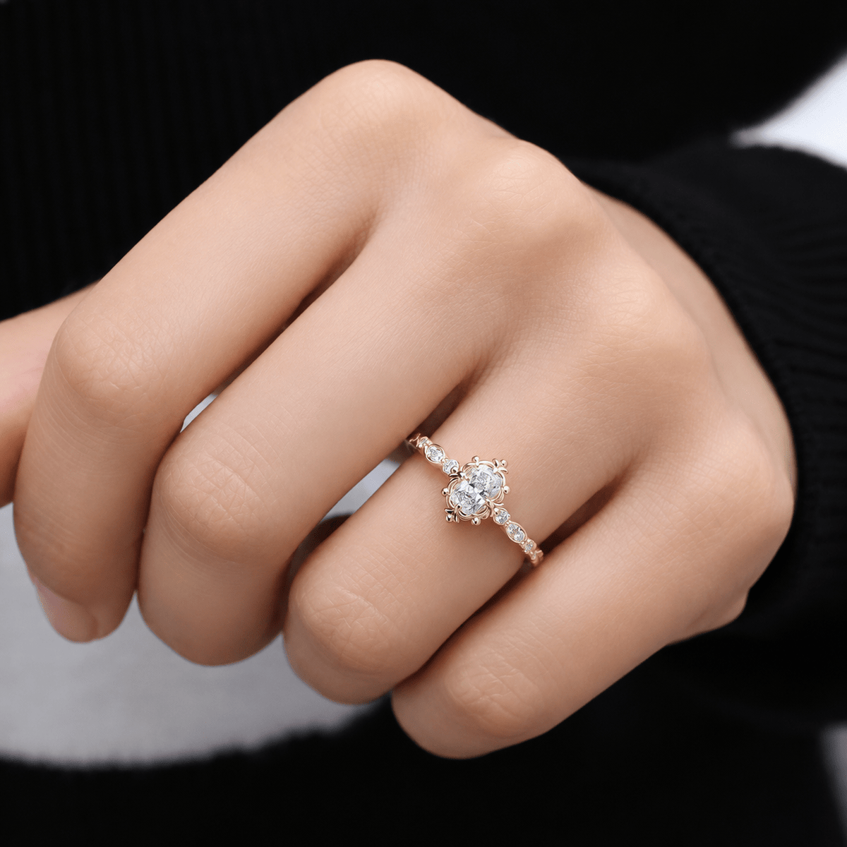 0.55 Karat Vintage Tasarım Aria Radiant Pırlanta Yüzük - İnza Pırlanta
