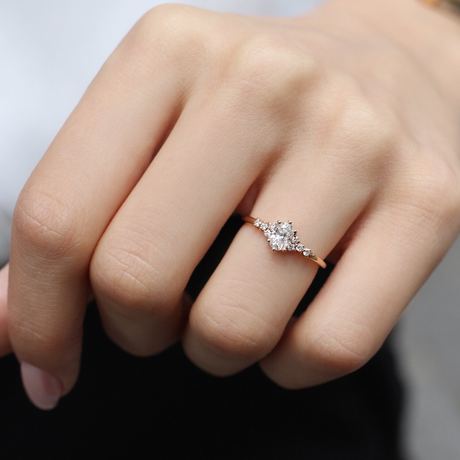 0.60 Karat Özel Tasarım Oval Pırlanta Yüzük - İnza Pırlanta