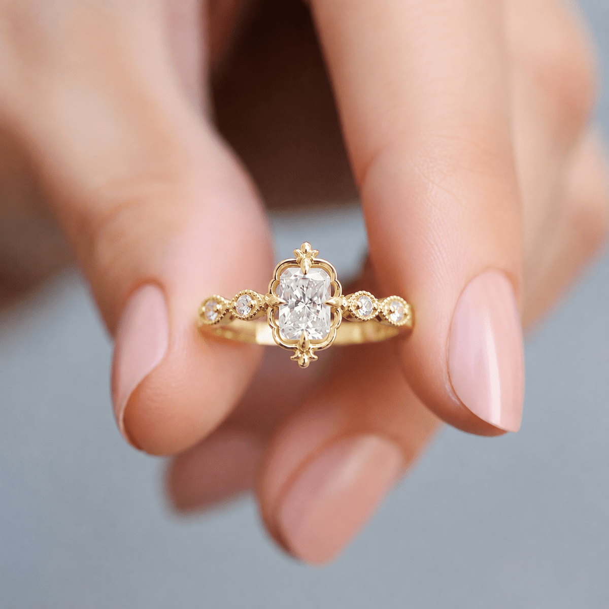 0.60 Karat Vintage Aria Radiant Tasarım Pırlanta Yüzük - İnza Pırlanta