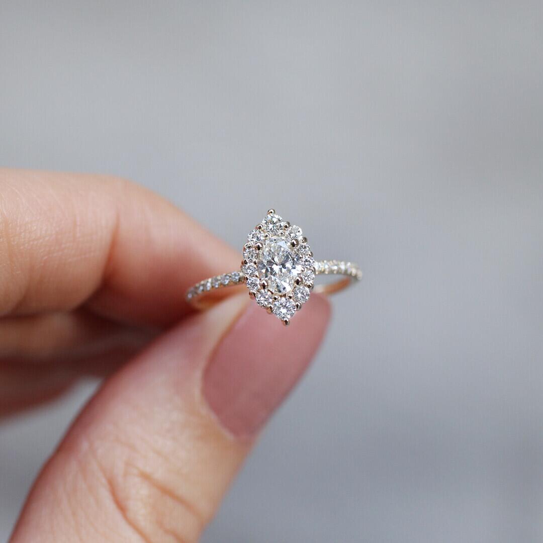 0.65 Karat Vintage Oval Lina Tasarım Pırlanta Yüzük - İnza Pırlanta