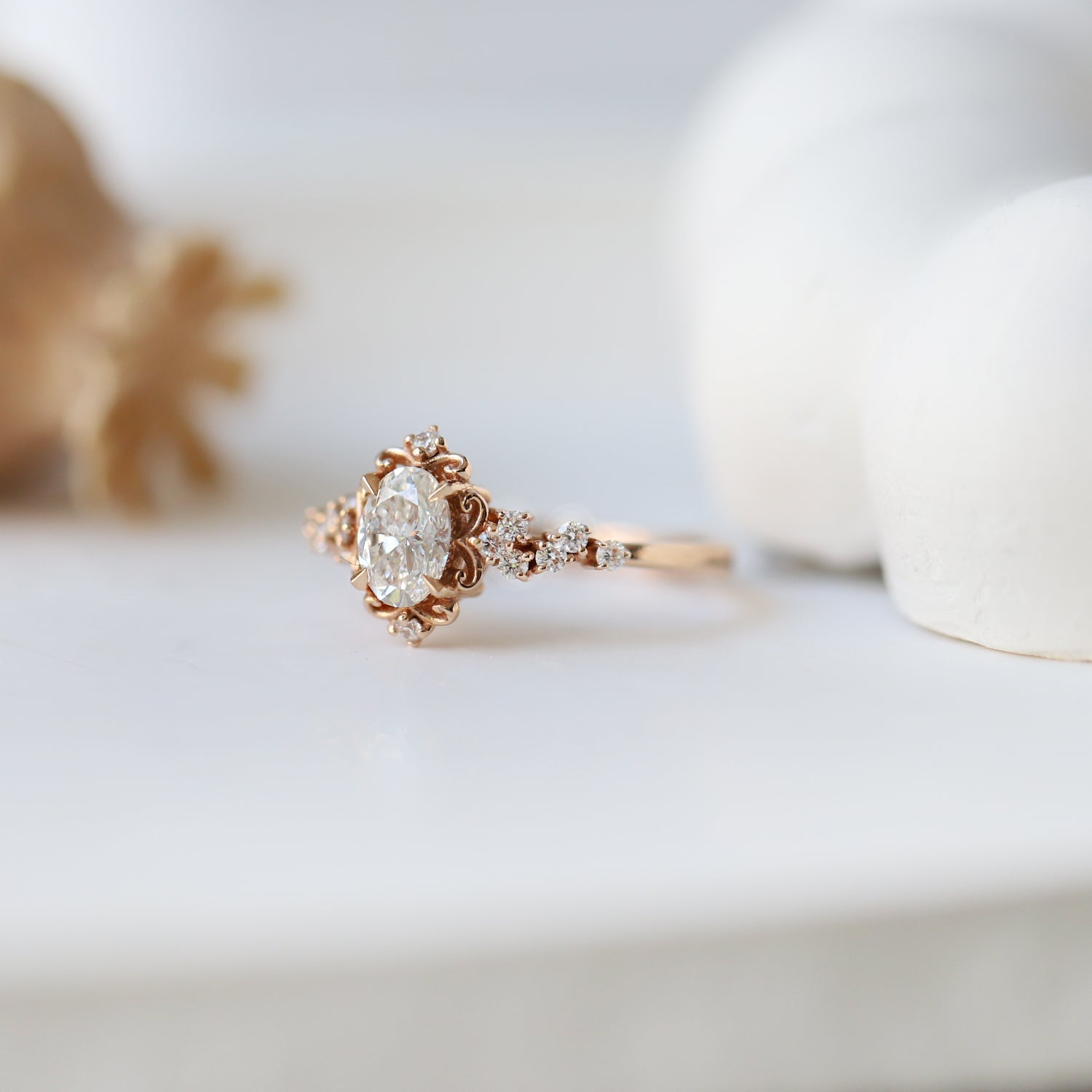 0.75 Karat Vintage Emma Asimetri Pırlanta Yüzük - İnza Pırlanta