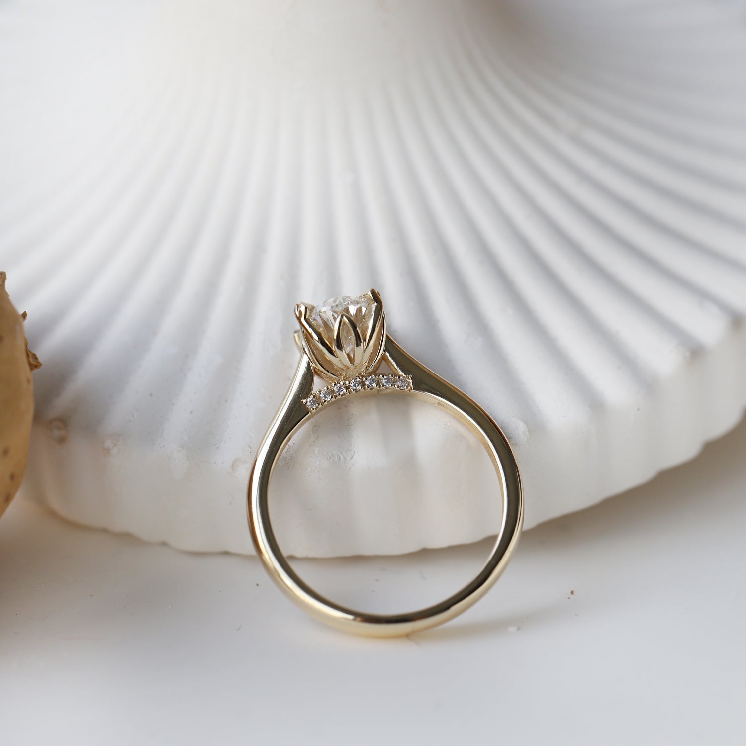 1.05 Karat D VS2 GIA Sertifikalı Lotus Pırlanta Yüzük