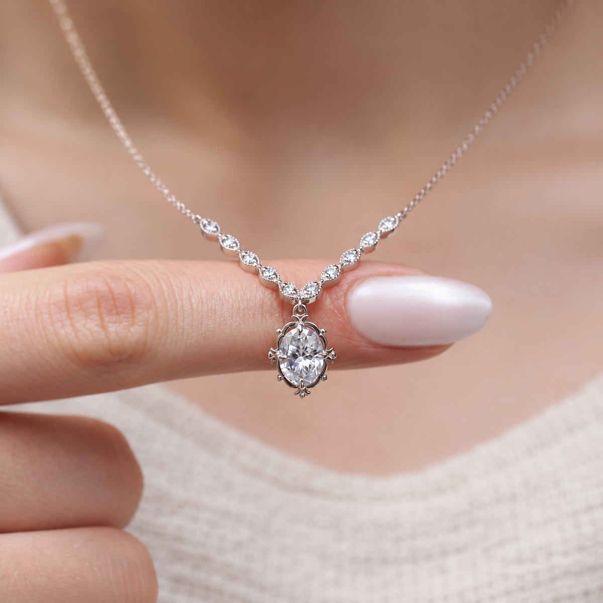 Vintage Özel Tasarım Aria Pırlanta & Beyaz Topaz Kolye