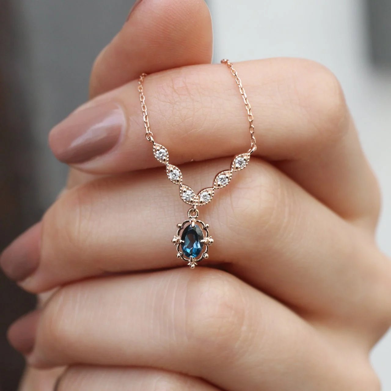 Vintage Aria London Blue & Pırlanta Kolye - İnza Pırlanta