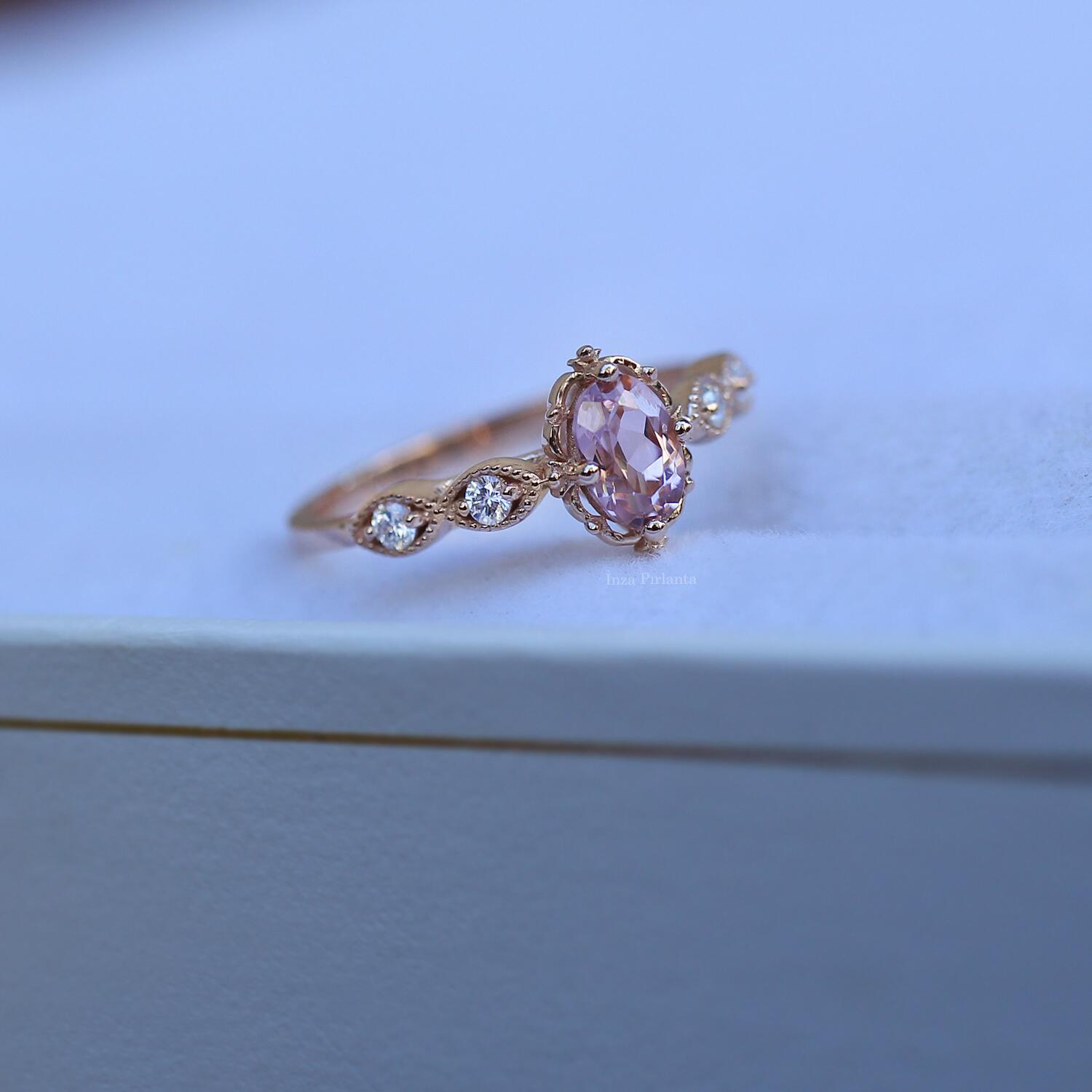 Vintage Aria Morganite & Pırlanta Tektaş Yüzük - İnza Pırlanta