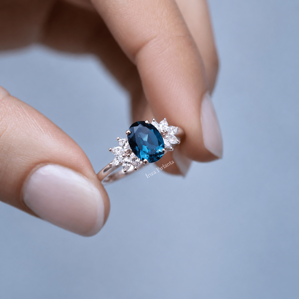 Vintage Arte London Blue & Pırlanta Yüzük - İnza Pırlanta