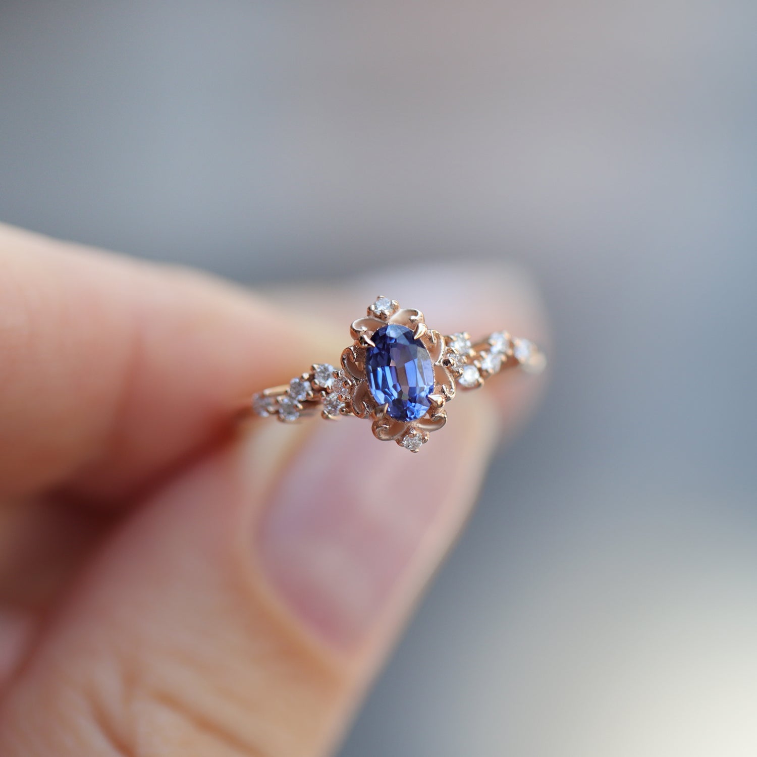 Vintage Emma Asimetri Blue Topaz & Pırlanta Yüzük - İnza Pırlanta