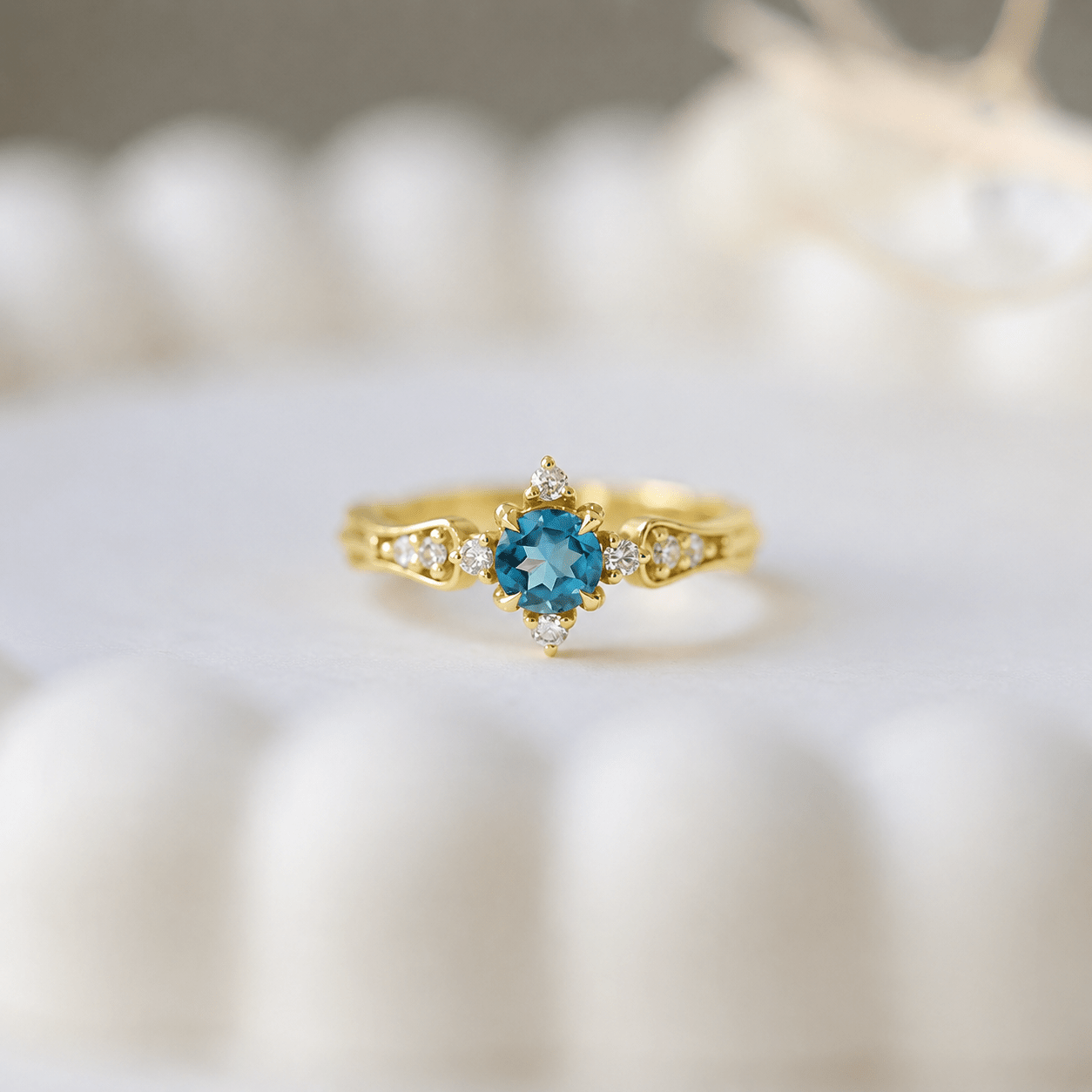 Vintage Florence London Blue & Pırlanta Yüzük - İnza Pırlanta