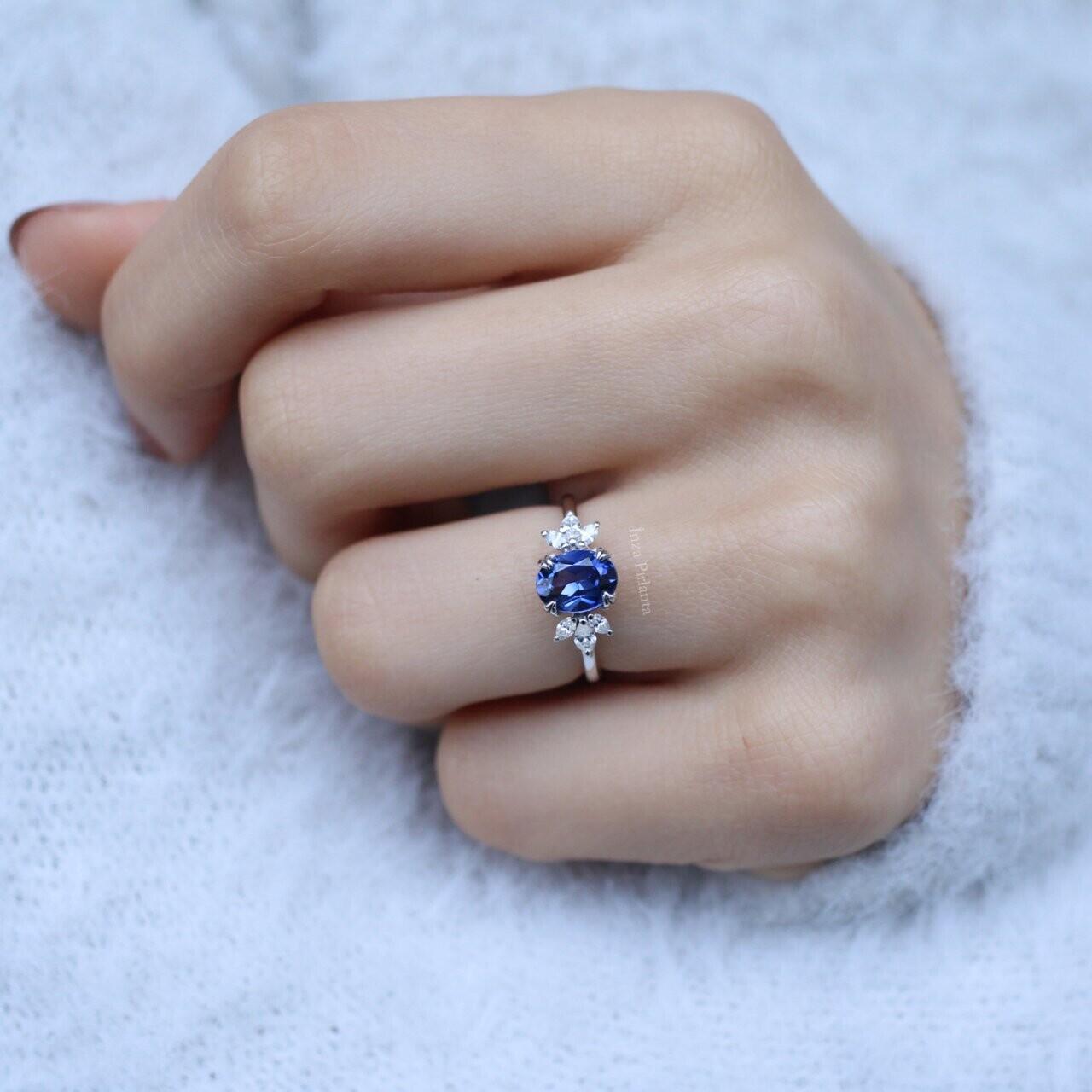 Vintage Lotus Blue Topaz & Pırlanta Yüzük - İnza Pırlanta