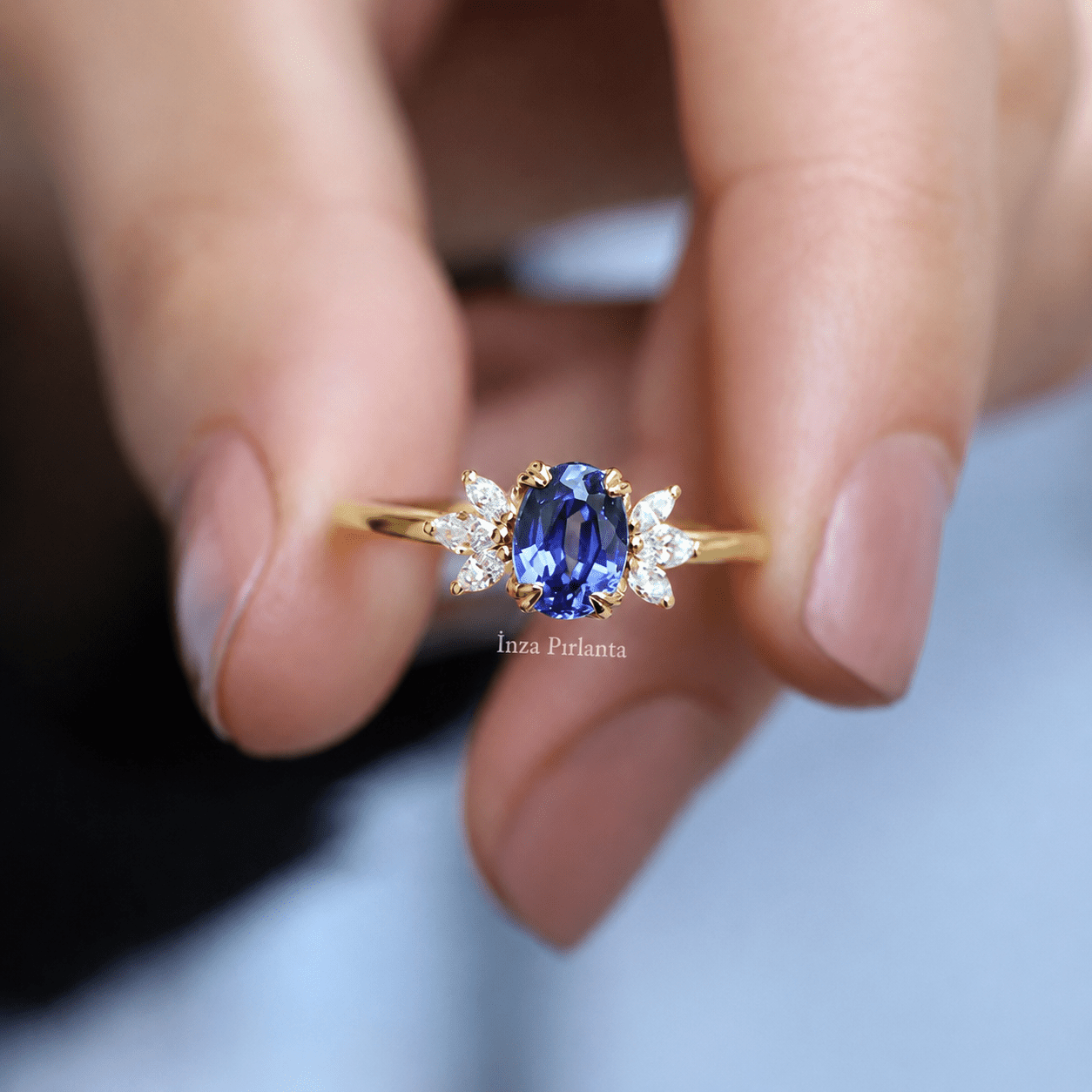 Vintage Mini Lotus Blue Topaz & Pırlanta Yüzük - İnza Pırlanta