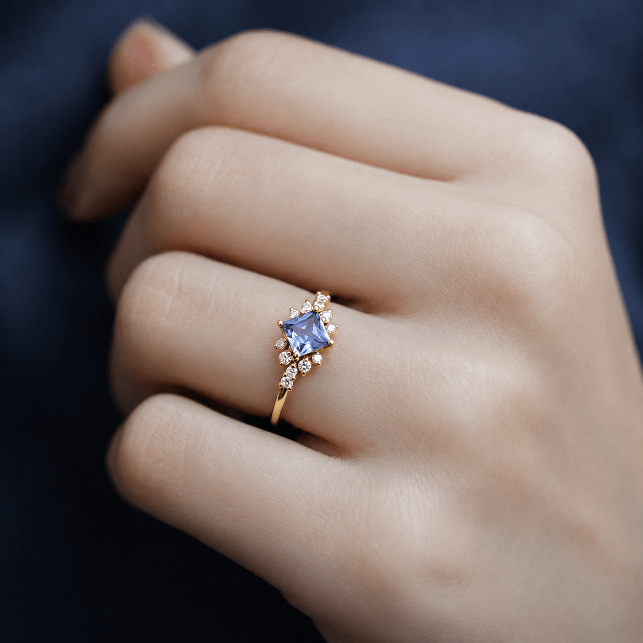 Vintage Prenses Blue Topaz & Pırlanta Yüzük - İnza Pırlanta