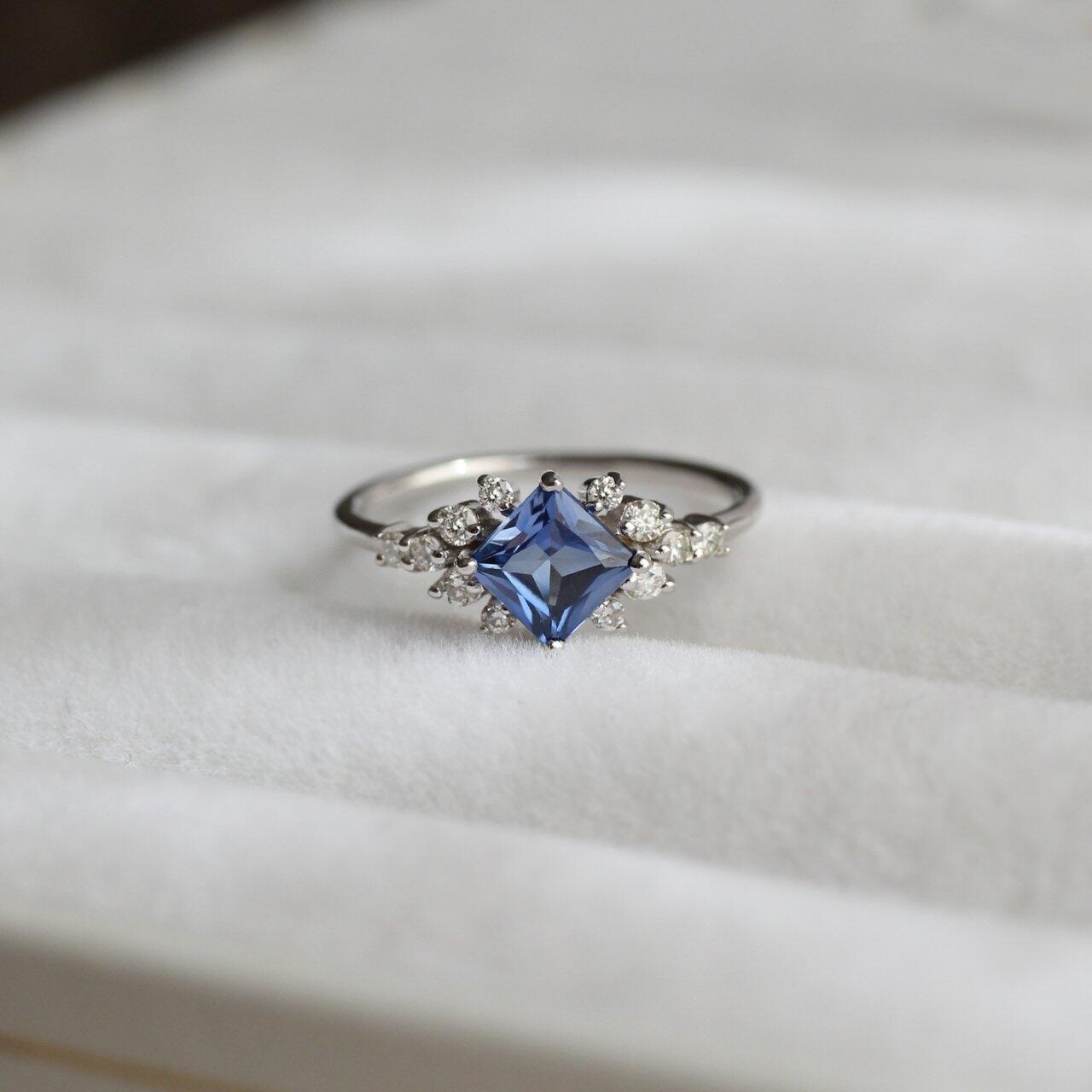 Vintage Prenses Blue Topaz & Pırlanta Yüzük - İnza Pırlanta