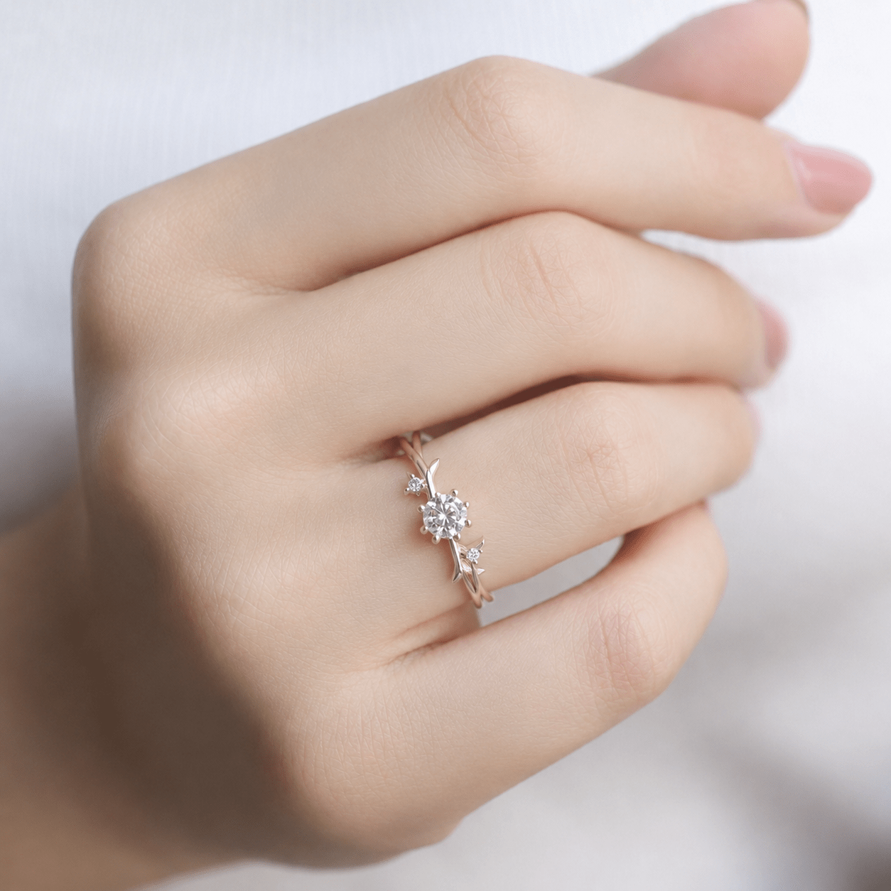 0.32 Karat Özel Tasarım Pırlanta Dal Tektaş Yüzük - İnza Pırlanta