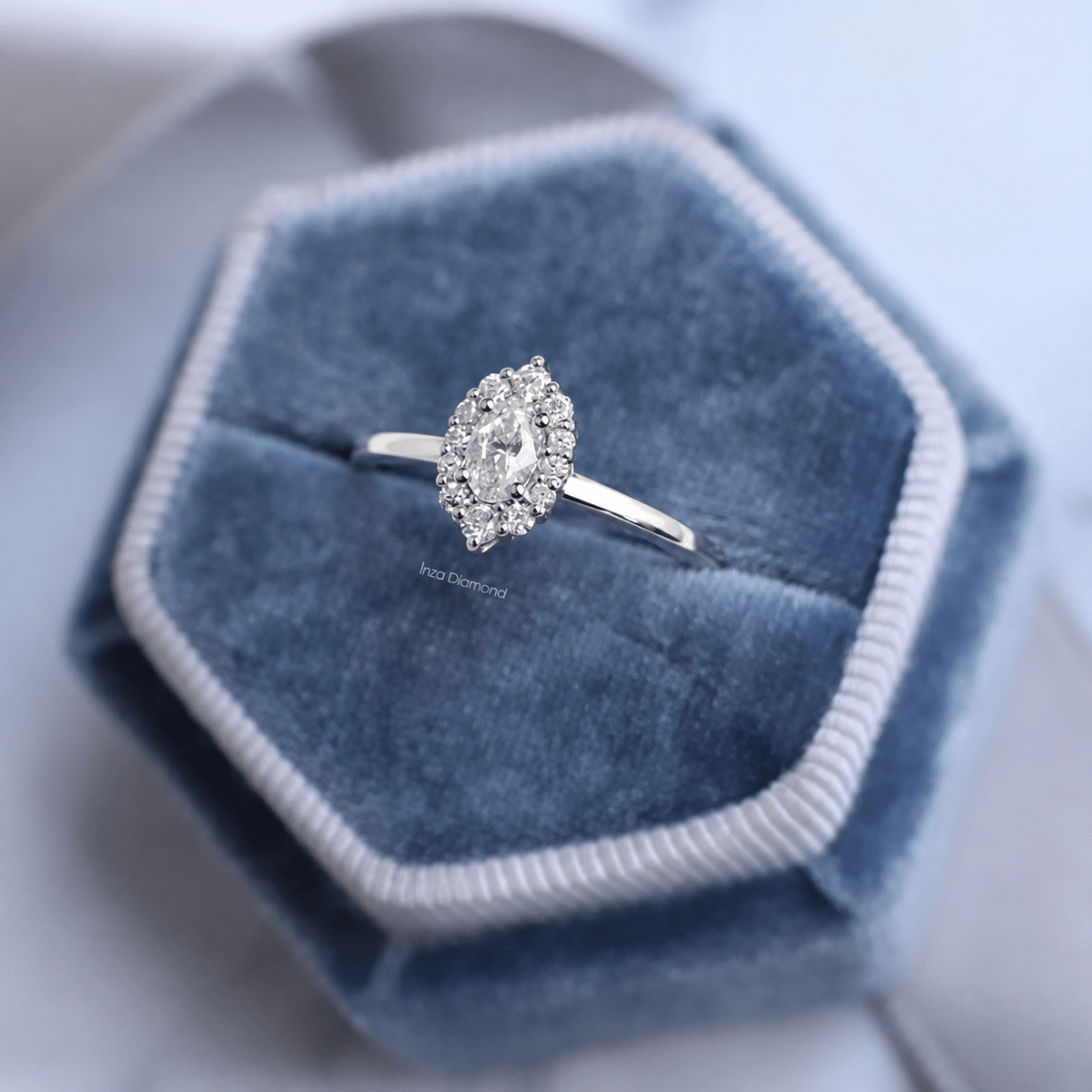 0.35 Karat Vintage Oval Lina Tasarım Pırlanta Yüzük - İnza Pırlanta