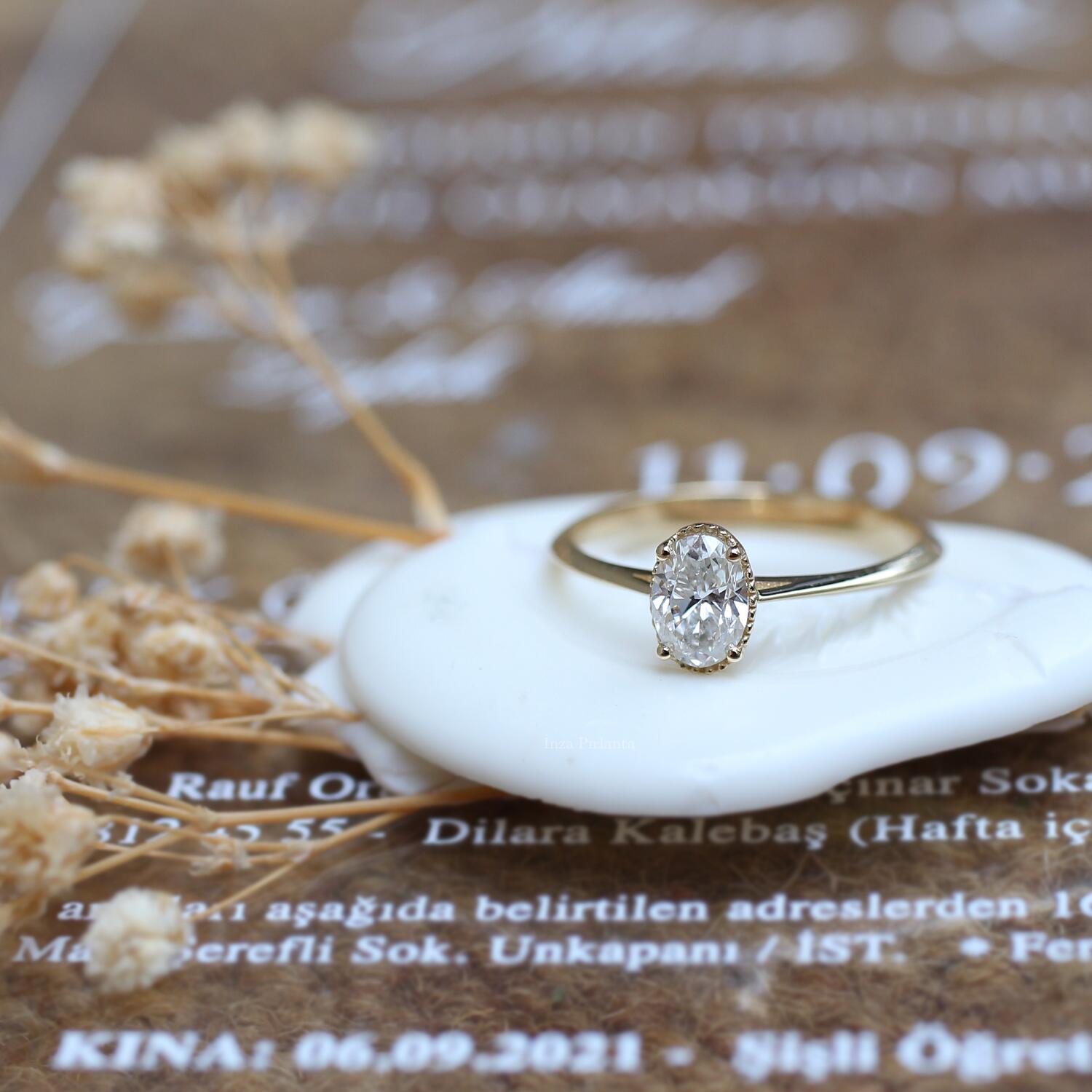 0.40 Karat Vintage Özel Tasarım Oval Pırlanta Yüzük - İnza Pırlanta