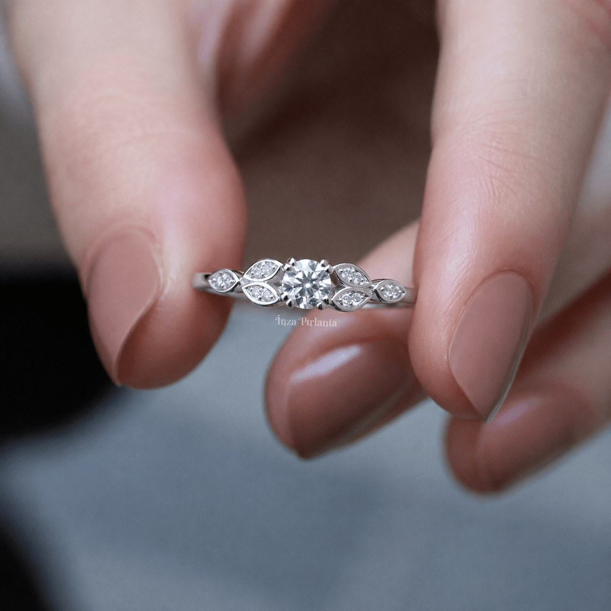 0.40 Karat Vintage Tasarım Markiz Pırlanta Yüzük - İnza Pırlanta