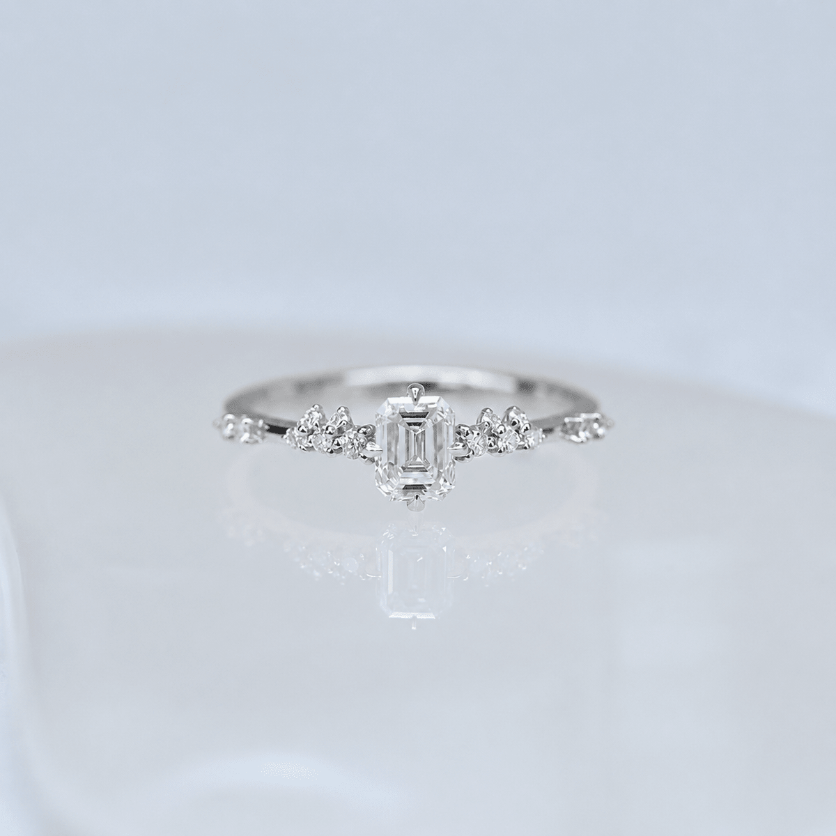 0.45 Karat Vintage Emerald Tasarım Pırlanta Yüzük - İnza Pırlanta