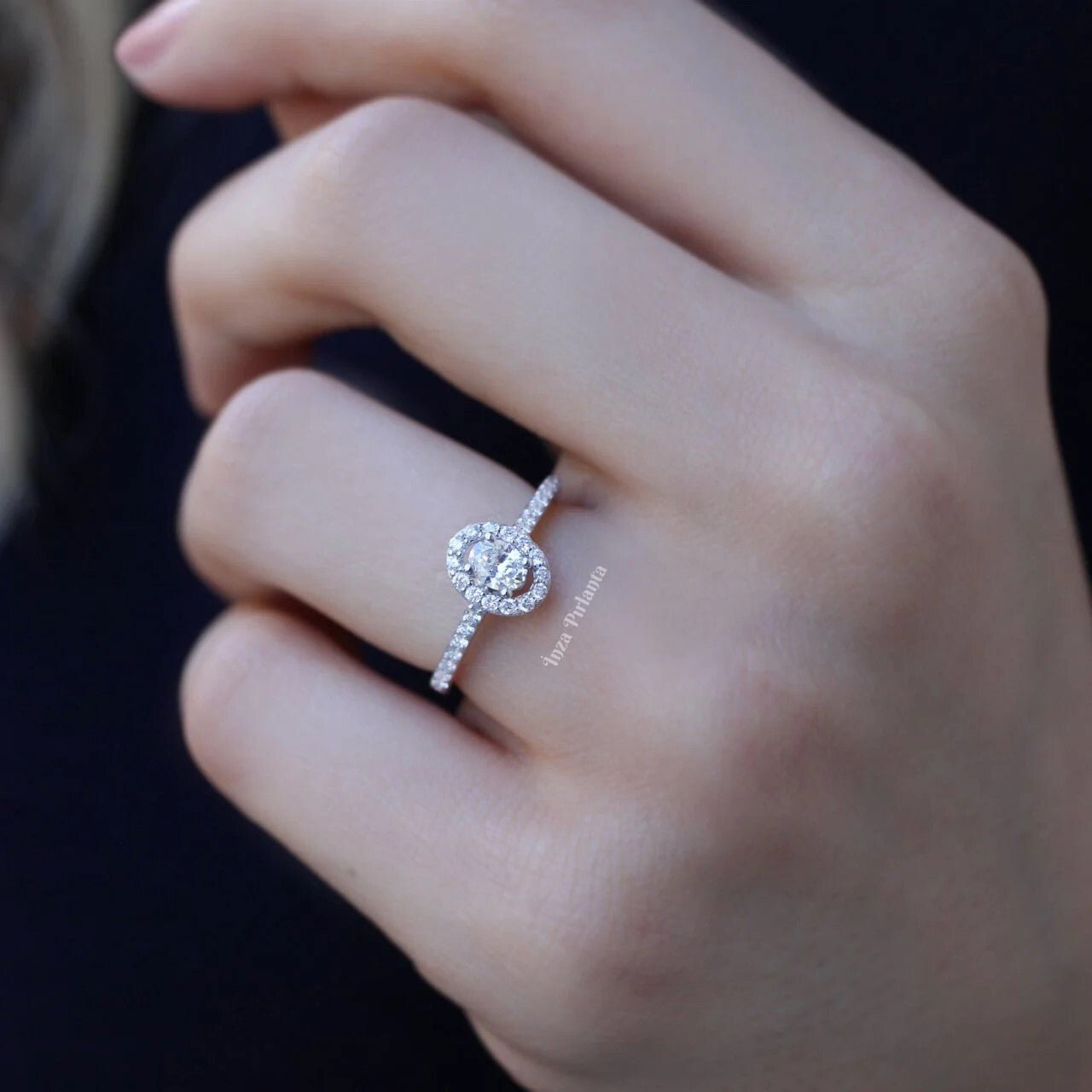 0.50 Karat Oval Pırlanta Tektaş Yüzük - İnza Pırlanta