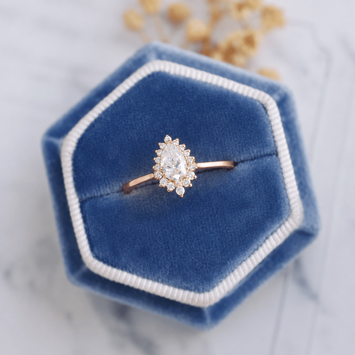 0.50 Karat Vintage Tasarım Damla Pırlanta Yüzük - İnza Pırlanta