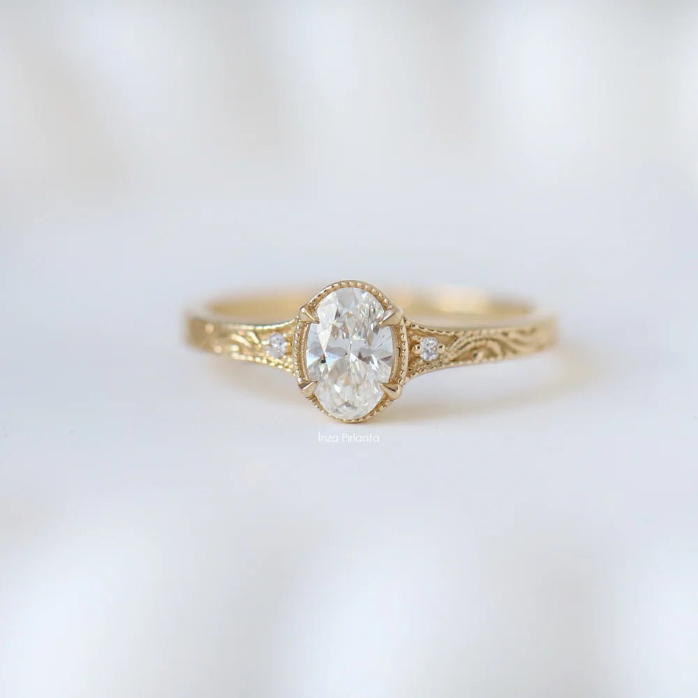 0.51 Karat H SI2 HRD Sertifikalı Vintage Sia Oval Pırlanta Yüzük - İnza Pırlanta