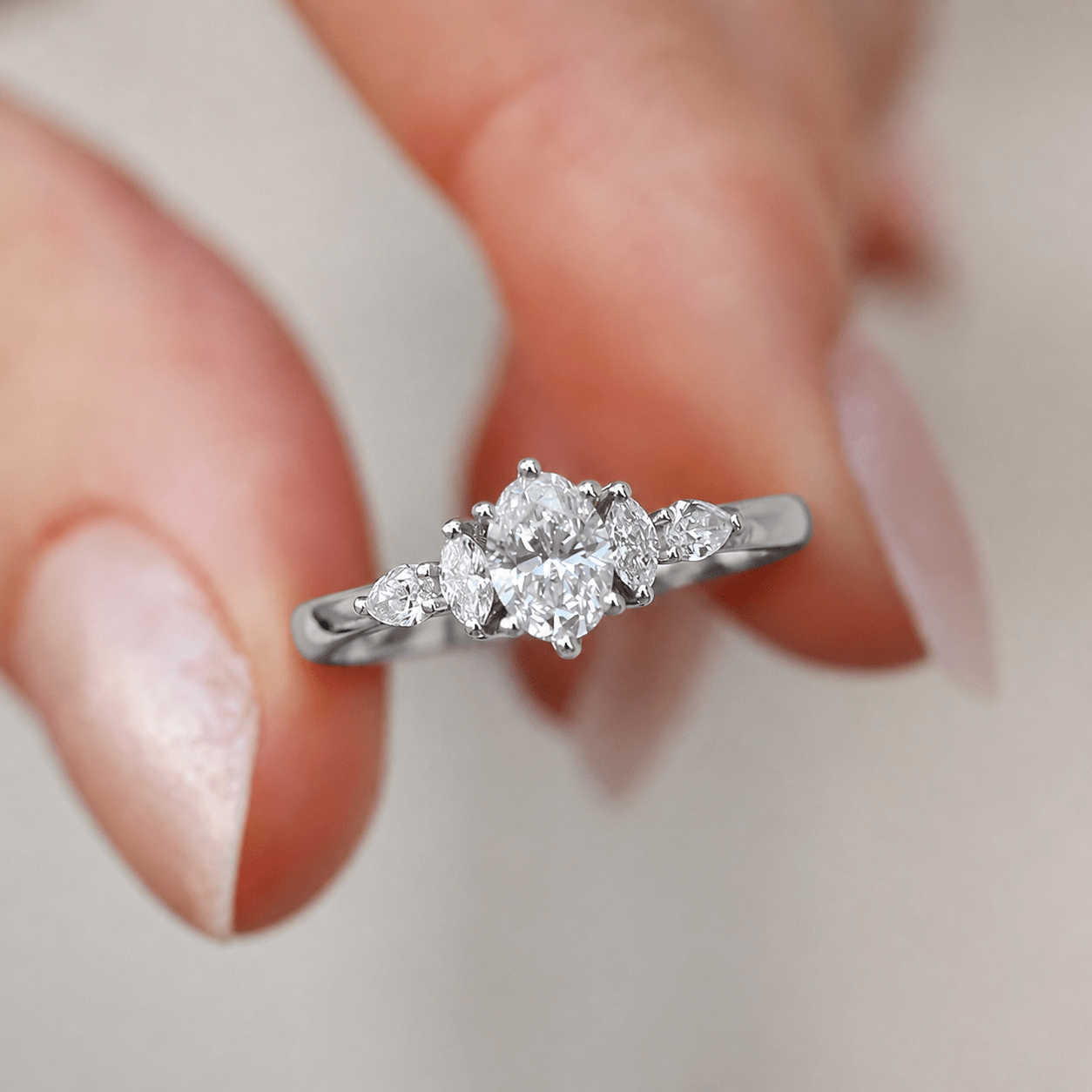 0.60 Karat H SI2 HRD Sertifikalı Vintage Diana Pırlanta Yüzük - İnza Pırlanta