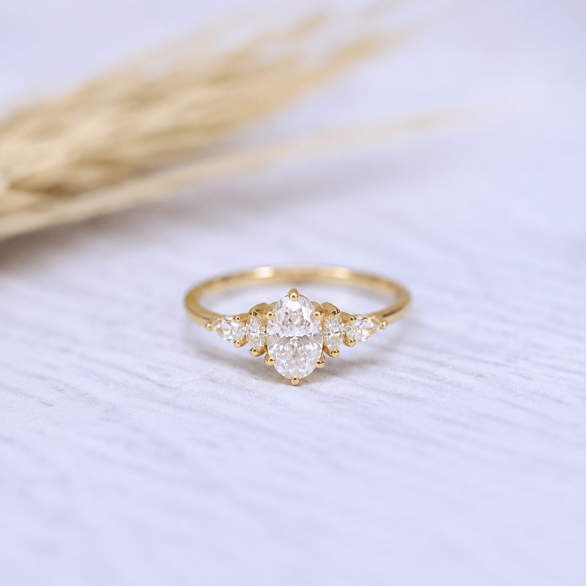 0.80 Karat F SI2 GIA Sertifikalı Vintage Diana Oval Pırlanta Yüzük - İnza Pırlanta