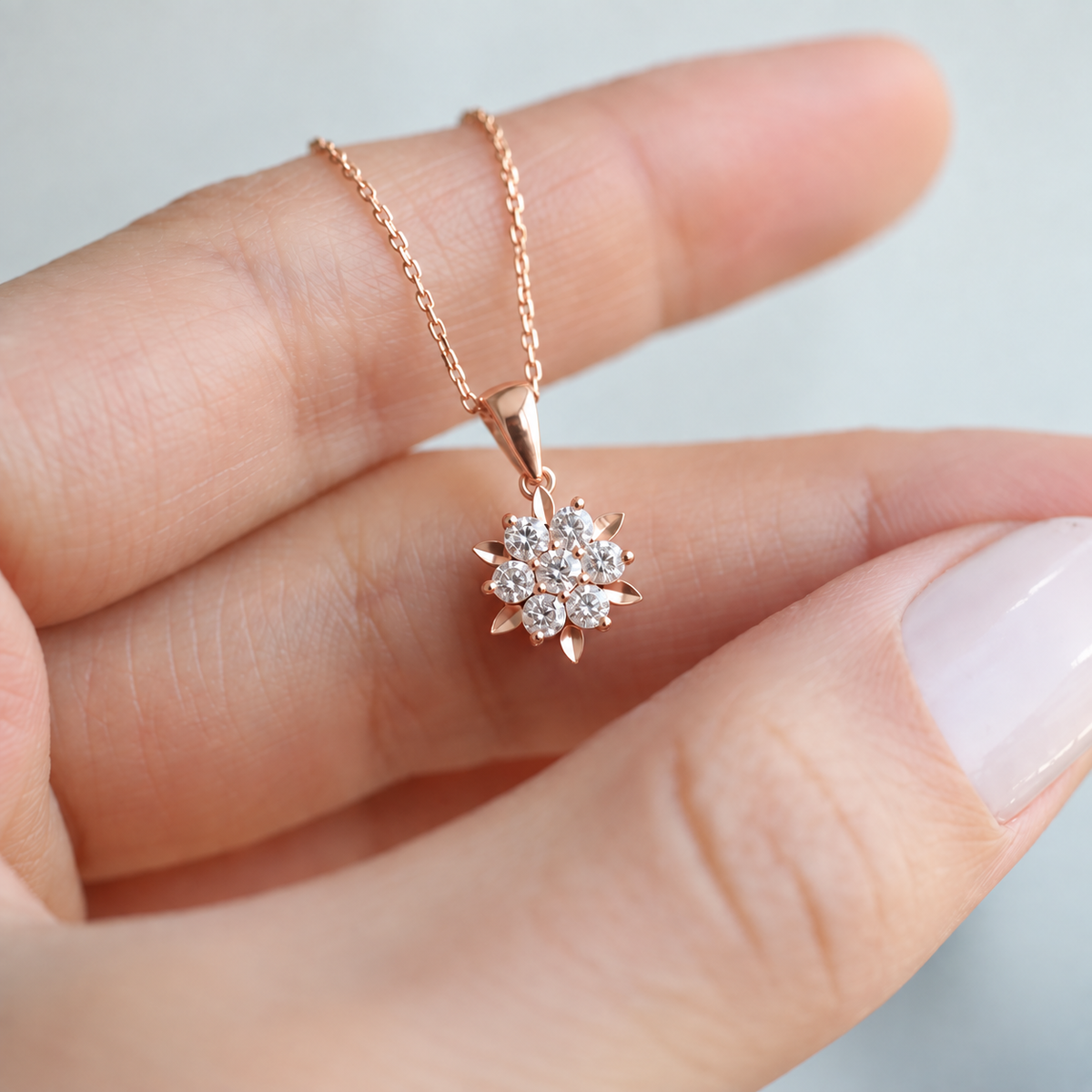 0.35 Karat Özel Tasarım Coronet Pırlanta Kolye