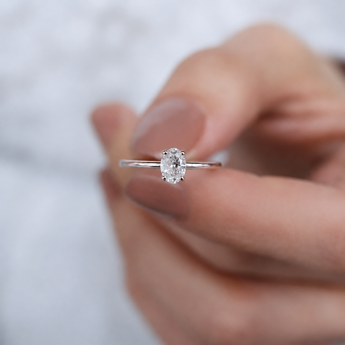 0.50 Karat Pırlanta Oval Tektaş Yüzük