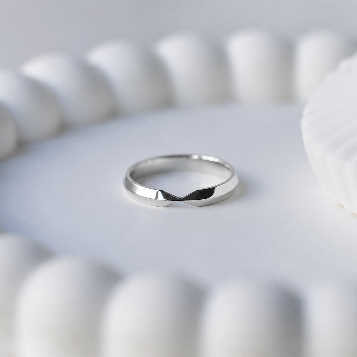 14 Ayar Altın Tasarım Alyans