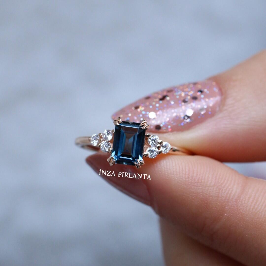 Vintage Lily London Blue & Pırlanta Yüzük - İnza Pırlanta