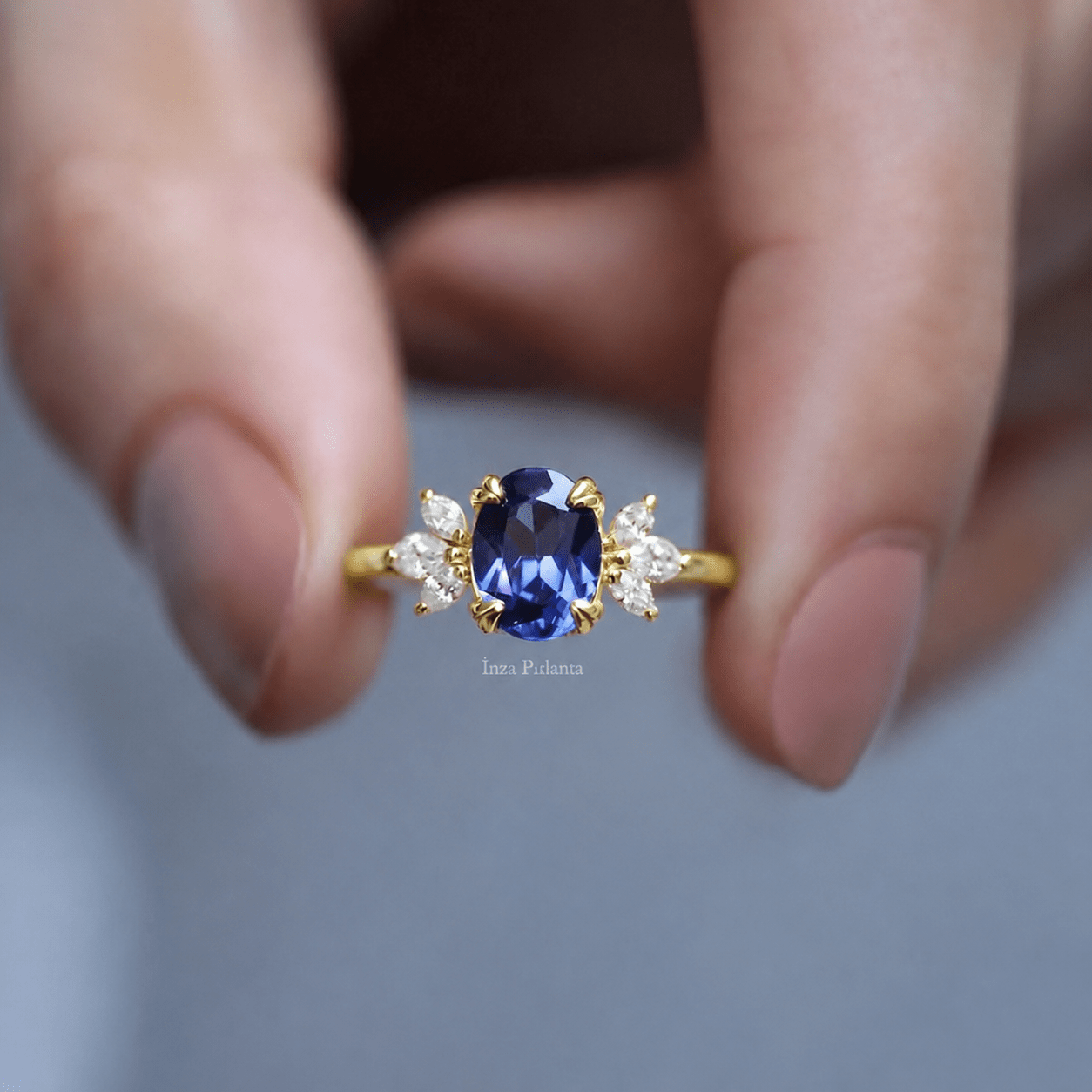 Vintage Lotus Blue Topaz & Pırlanta Yüzük - İnza Pırlanta