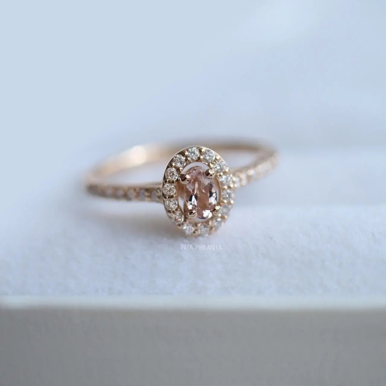 Vintage Oval Morganite & Pırlanta Yüzük - İnza Pırlanta