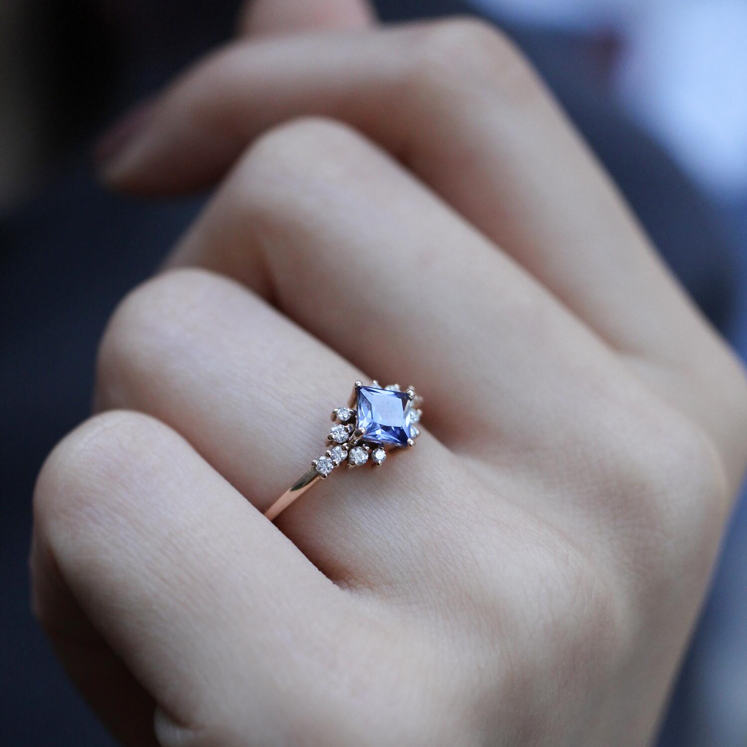 Vintage Prenses Blue Topaz & Pırlanta Yüzük - İnza Pırlanta