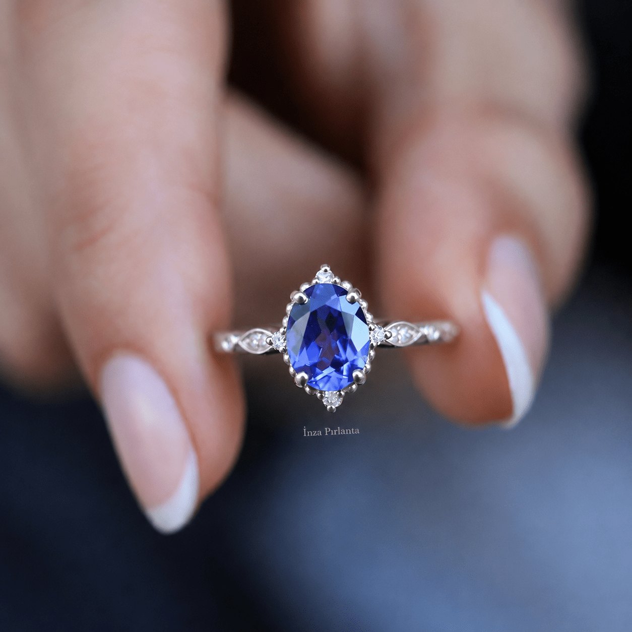 Vintage Selius Büyük Boy Blue Topaz & Pırlanta Yüzük - İnza Pırlanta